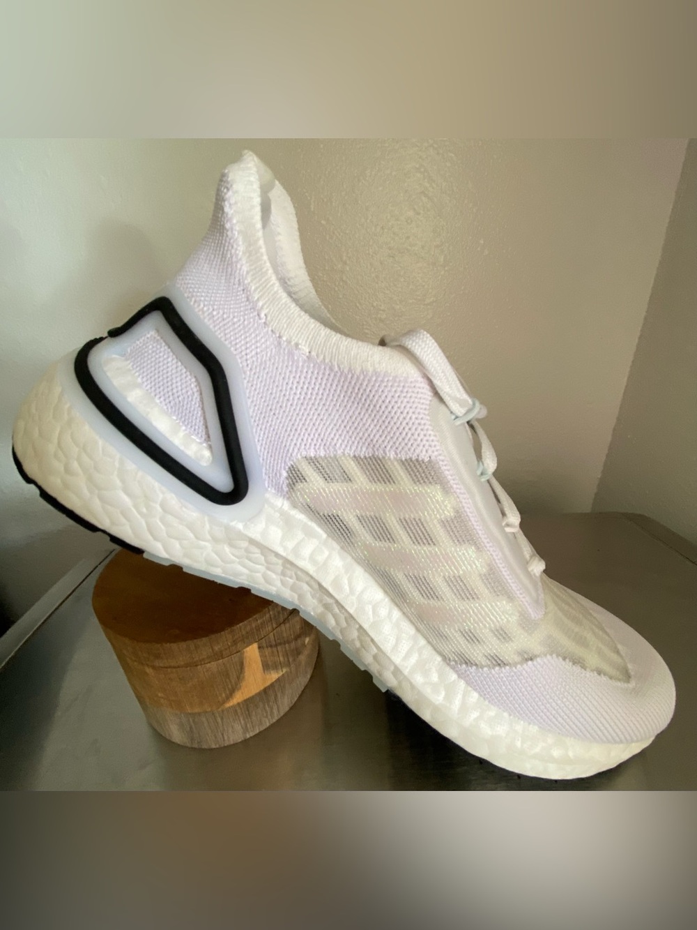 NEW-ADIDAS WOMENS SUPER LIGHTWEIGHT ATHLETIC RUNNING SHOE - Picture 7 of 15